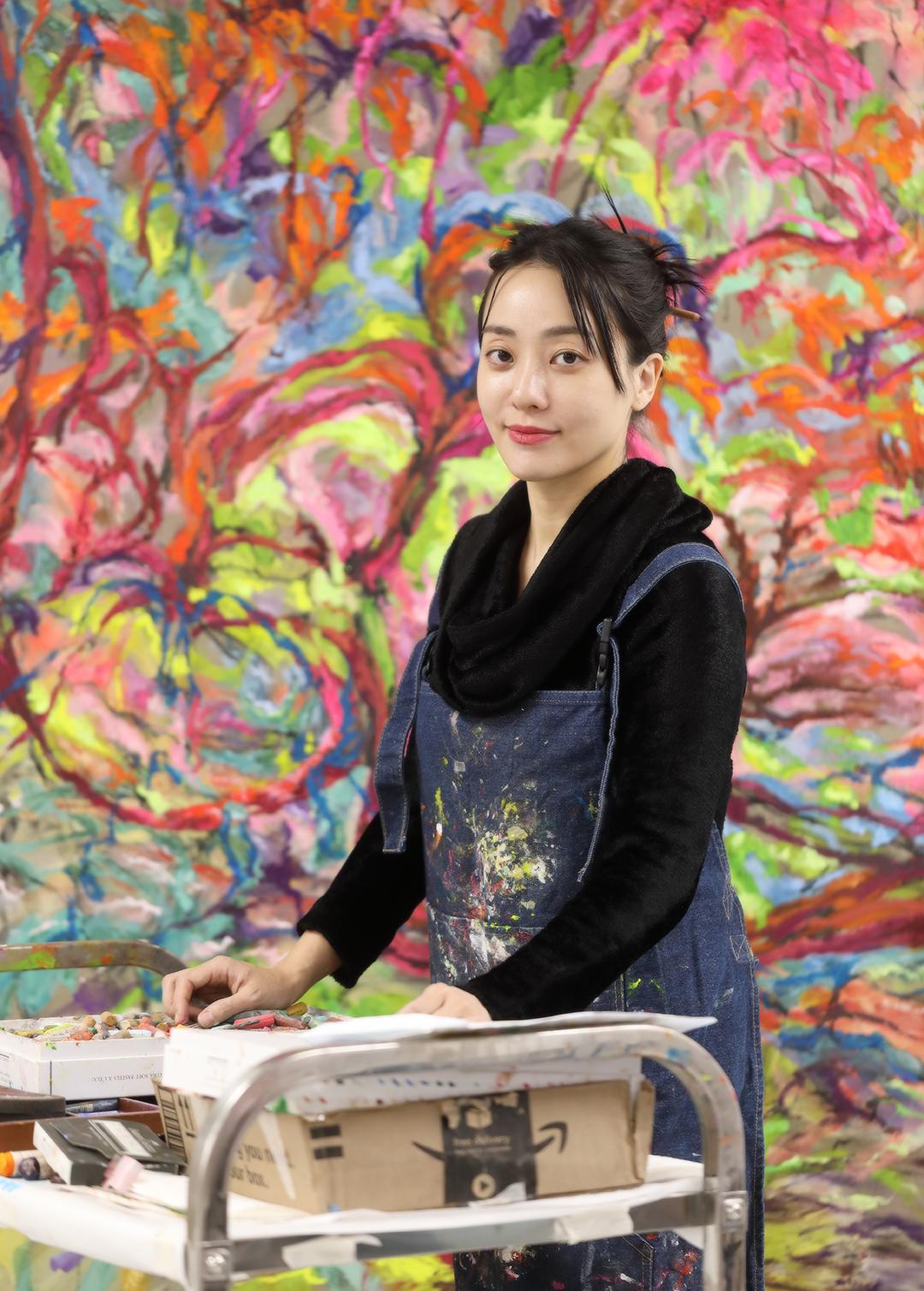 Woni Cha in the studio